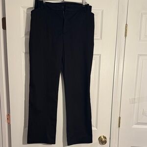 Lee Women's Black Relaxed Fit Straight Leg Mid Rise Pants Size 18 Like New!